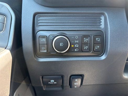 New 2025 Ford F250 Lariat w/ Lariat Ultimate Package image 17