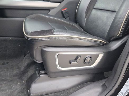 Used 2023 RAM 1500 Laramie image 24