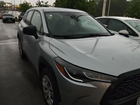 Used 2023 Toyota Corolla Cross L AWD/4WD image 24