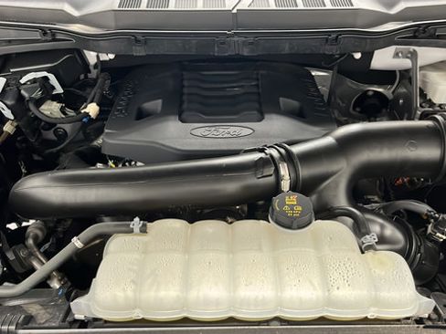 Used 2023 Ford F150 Lariat AWD/4WD image 27