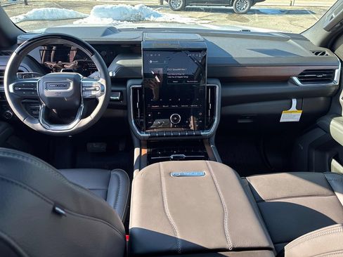 New 2026 GMC Yukon Denali image 25