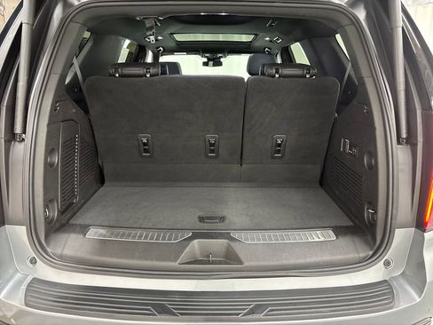 Certified 2023 Chevrolet Tahoe Z71 w/ Luxury Package AWD/4WD image 23