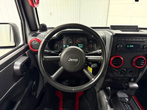 Used 2008 Jeep Wrangler Unlimited X AWD/4WD image 19