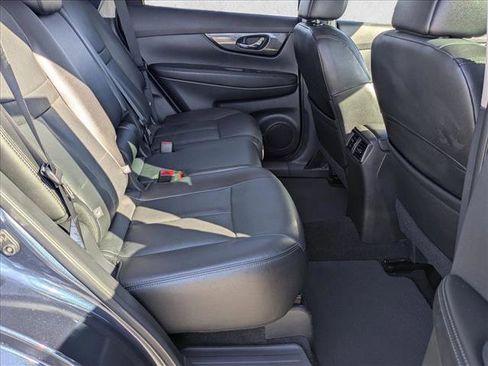 Used 2016 Nissan Rogue SL w/ SL Premium Package image 20