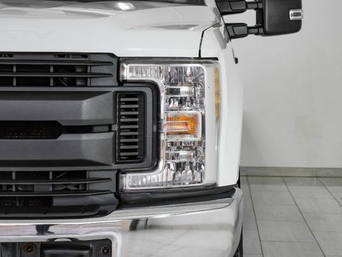 Used 2017 Ford F350 XL image 33