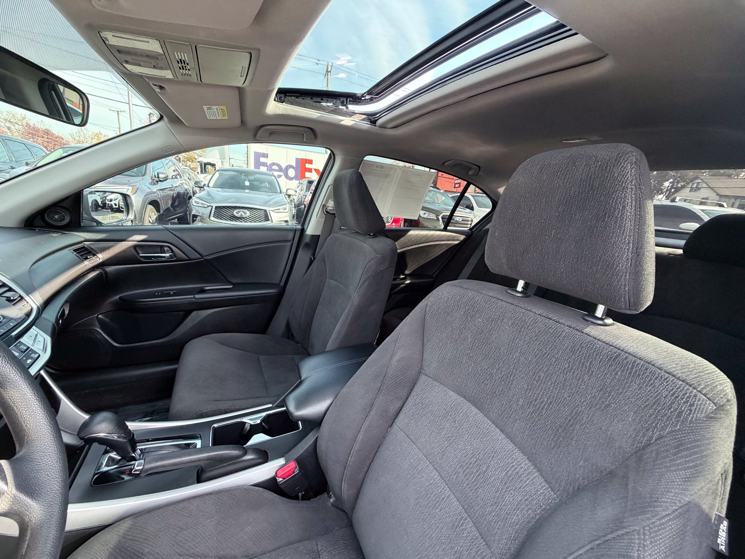Used 2015 Honda Accord EX image 14