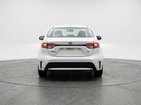 Used 2025 Toyota Corolla LE FWD image 7