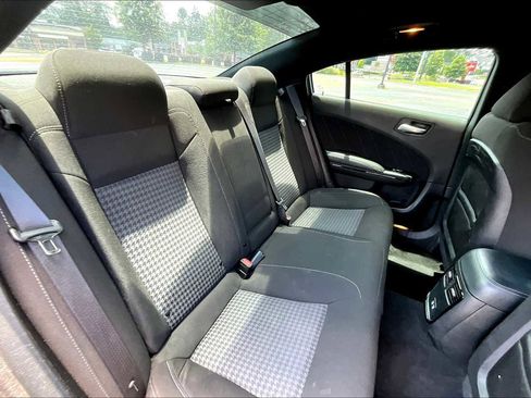 Used 2022 Dodge Charger GT w/ Blacktop Package image 19