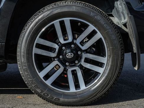 Used 2021 Toyota 4Runner Limited image 19