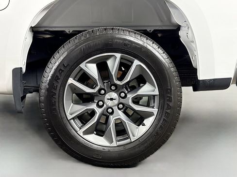 Certified 2023 Chevrolet Silverado 1500 RST w/ LPO, Dark Essentials Package AWD/4WD image 35