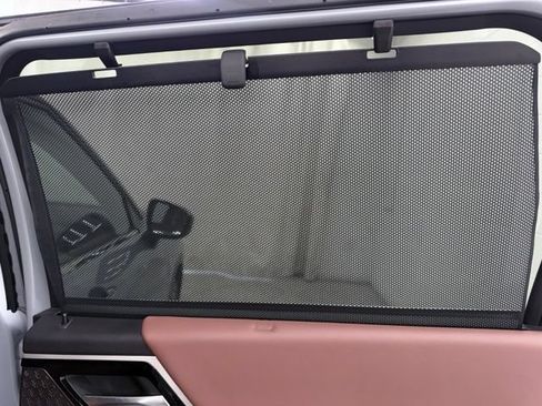 Used 2025 Mitsubishi Outlander SEL FWD image 21