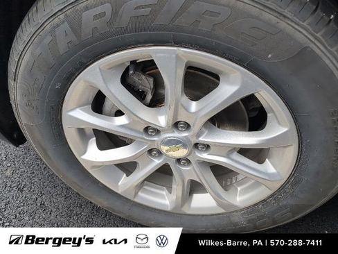 Used 2019 Chevrolet Equinox LT AWD/4WD image 5