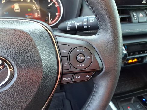 Certified 2023 Toyota RAV4 XLE Premium image 31