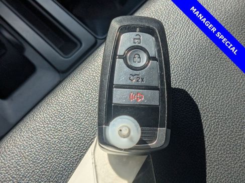 Used 2023 Ford F150 Lightning XLT image 33