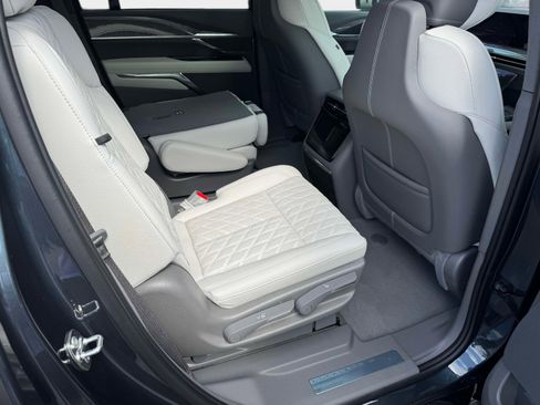 New 2026 Cadillac Escalade IQ Luxury 1 w/ LPO, Floor Liner Package AWD/4WD image 13
