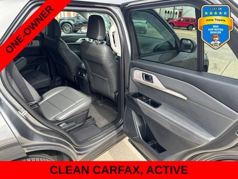 Used 2025 Ford Explorer Active w/ Active Comfort Package RWD image 13