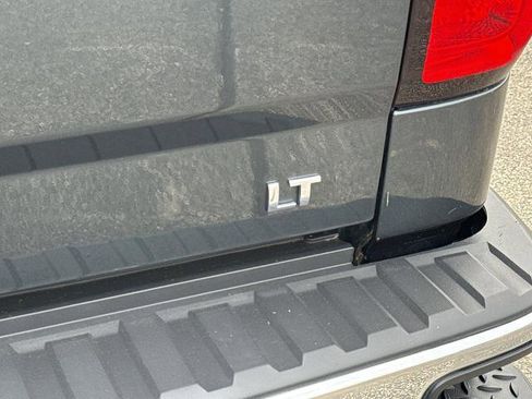 Used 2018 Chevrolet Silverado 1500 LT AWD/4WD image 11