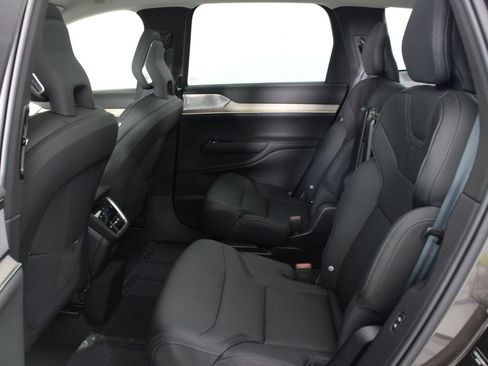 Certified 2025 Volvo EX90 Ultra image 30