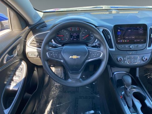 Used 2023 Chevrolet Malibu LT image 12