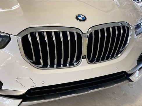 Used 2023 BMW X5 xDrive40i w/ Premium Package image 30