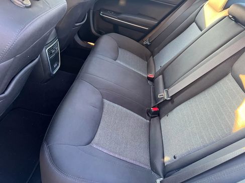 Used 2022 Chrysler 300 Touring w/ Sport Appearance Package image 26