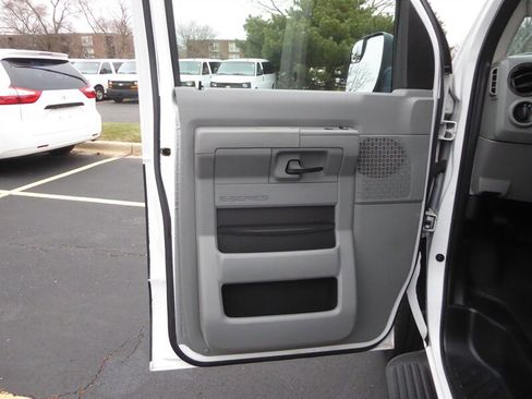 Used 2012 Ford E-350 and Econoline 350 XL w/ PWR Windows & Locks Group image 19