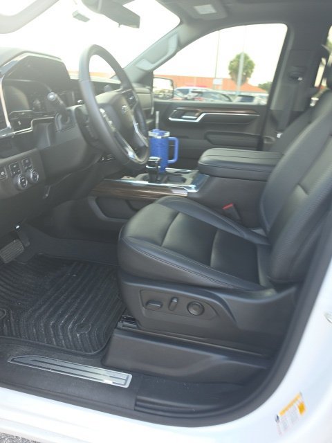 Used 2024 Chevrolet Silverado 1500 RST w/ Convenience Package II AWD/4WD image 6