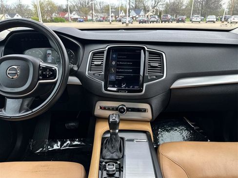 Used 2016 Volvo XC90 T5 Momentum AWD/4WD image 14