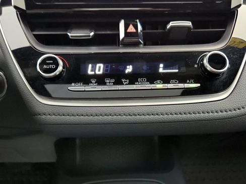 Certified 2021 Toyota Corolla SE w/ SE Premium Package FWD image 24