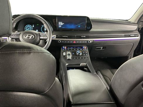Used 2024 Hyundai Palisade Limited AWD/4WD image 6