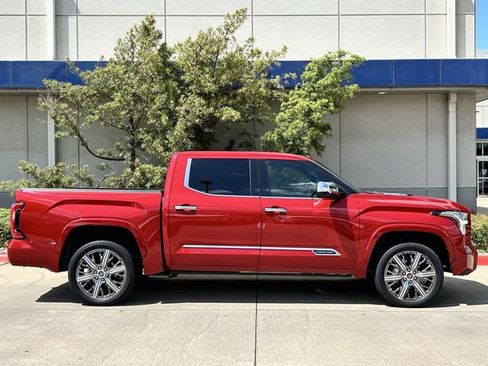 Used 2023 Toyota Tundra Capstone AWD/4WD image 3