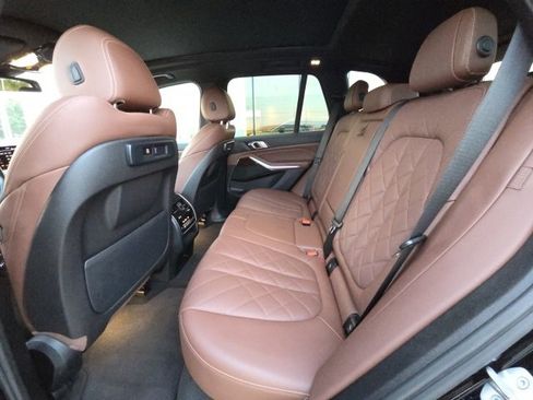 Used 2023 BMW X5 sDrive40i image 15