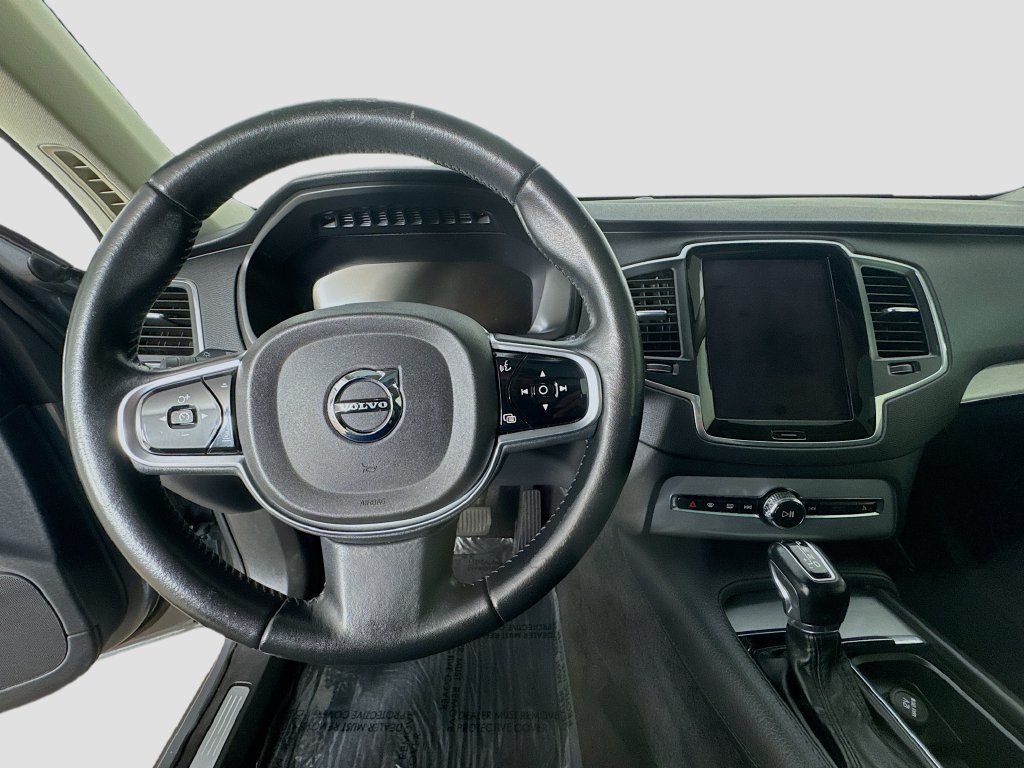 Used 2016 Volvo XC90 T6 Momentum w/ Vision Package AWD/4WD image 13