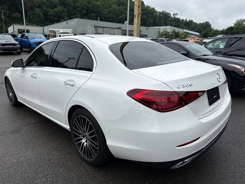 Used 2023 Mercedes-Benz C 300 4MATIC Sedan image 4