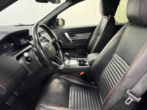 Used 2022 Land Rover Discovery Sport SE R-Dynamic image 10