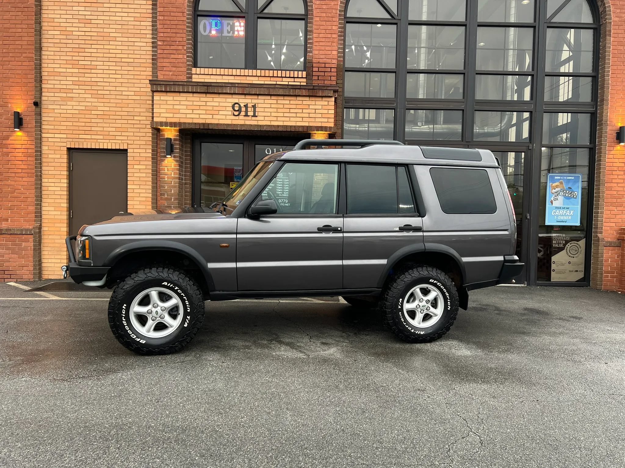 Used 2004 Land Rover Discovery S AWD/4WD image 4