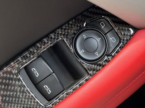 Used 2021 Chevrolet Camaro SS RWD image 17