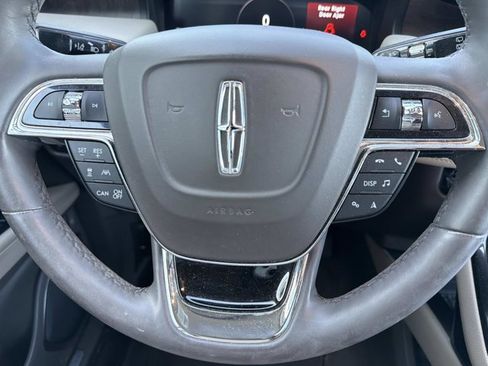 Used 2023 Lincoln Nautilus Reserve w/ Equipment Group 201A FWD image 28