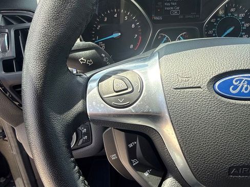 Used 2015 Ford Escape Titanium FWD image 10