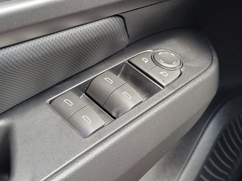 Used 2026 Chevrolet Equinox EV LT FWD image 14