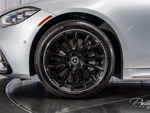 Used 2025 Mercedes-Benz S 580 4MATIC Sedan image 11