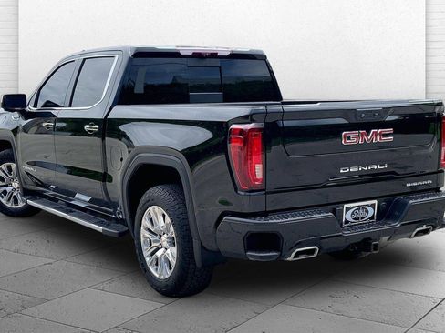 Used 2023 GMC Sierra 1500 Denali w/ Technology Package AWD/4WD image 11
