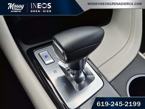 Used 2024 Genesis G70 2.5T RWD image 19