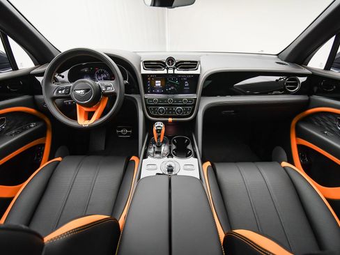 New 2026 Bentley Bentayga Speed image 4