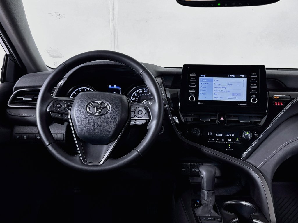 Used 2023 Toyota Camry SE w/ Convenience Package FWD image 13