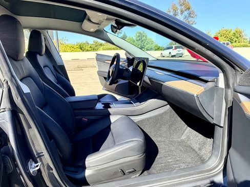 Used 2023 Tesla Model 3 Standard Range RWD image 21