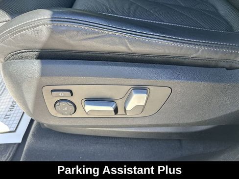 Used 2023 BMW X5 xDrive40i w/ Premium Package image 17