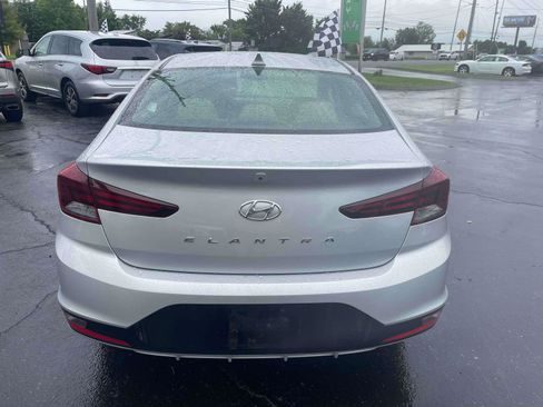 Used 2019 Hyundai Elantra Value Edition FWD image 6