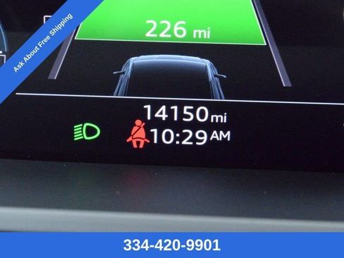 Used 2021 Audi e-tron Premium Plus w/ Premium Plus Package image 31