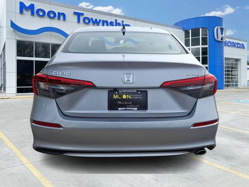 Used 2024 Honda Civic Sport image 5